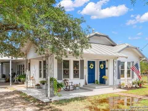 310 S Storts, Poth, TX 78147