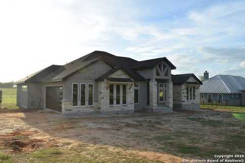 116 Western Way, Adkins, TX 78101