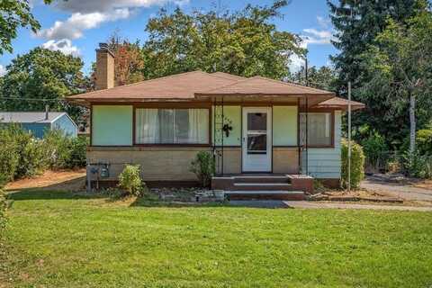 3310 N Lewis Rd, Spokane, WA 99212