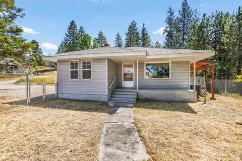 320 N Main St, Springdale, WA 99173
