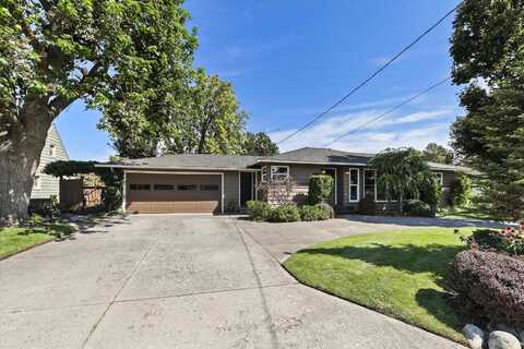 8613 E VALLEYWAY Ave, Spokane Valley, WA 99212