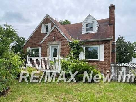 2420 S Jefferson, Saginaw, MI 48601