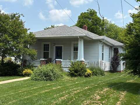 608 First Ave, Farmville, VA 23901