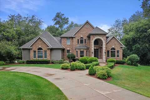 N8031 Oak Ridge Drive, Beaver Dam, WI 53916