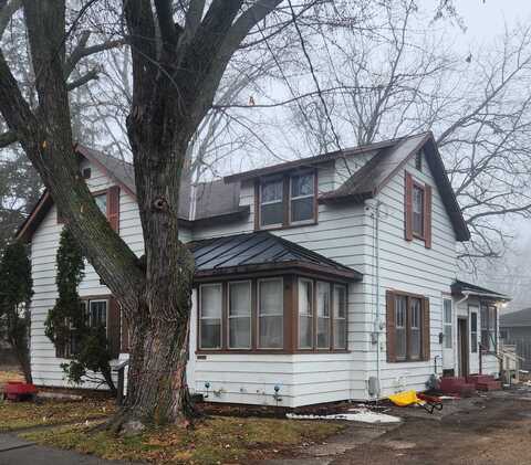 415 West Avenue, Mauston, WI 53948