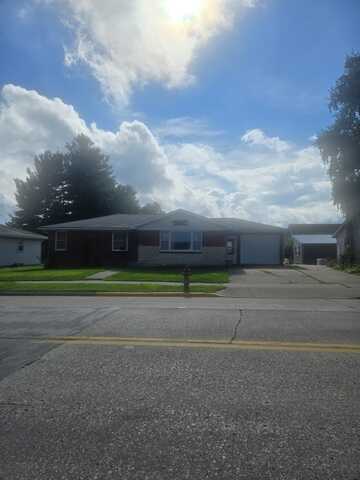 901 S Main Street, Cuba City, WI 53807