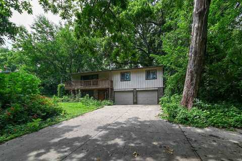 2897 Glacier Valley Road, Fitchburg, WI 53711
