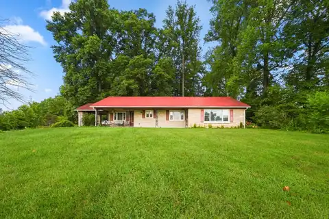719 W US HWY 50, Versailles, IN 47042