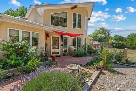 26 County Road 113S, Santa Fe, NM 87506