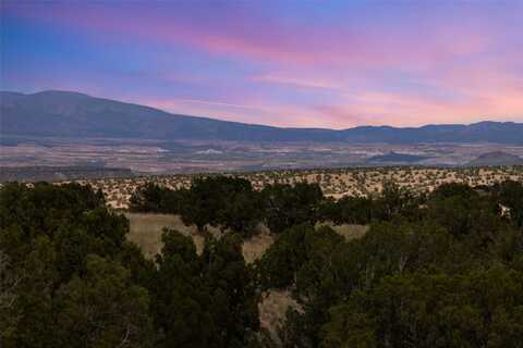 42 Via Del Caballo, Santa Fe, NM 87506