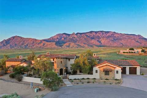 8906 Paramount Court, Albuquerque, NM 87122