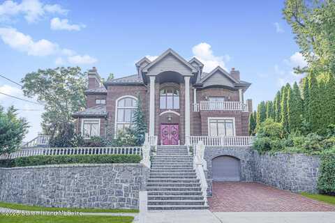 34 Claire Court, Staten Island, NY 10312