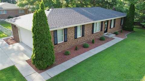 5114 Barry Ln, Floyds Knobs, IN 47119