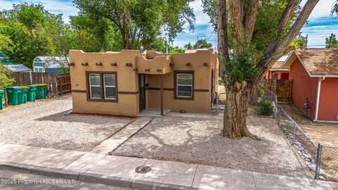 320 N LOMA LINDA Avenue, Farmington, NM 87401