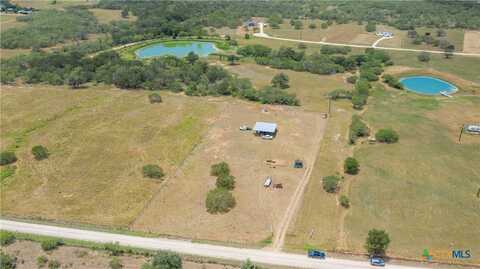 854 County Road 421, Waelder, TX 78959