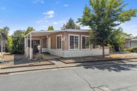 2252 Table Rock Road, Medford, OR 97501