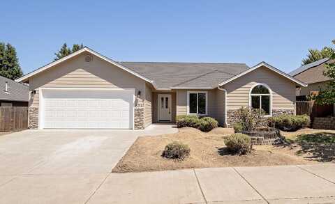 624 Sheffield Drive, Eagle Point, OR 97524