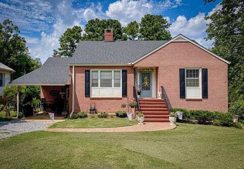 420 Berry Street, Chase City, VA 23924