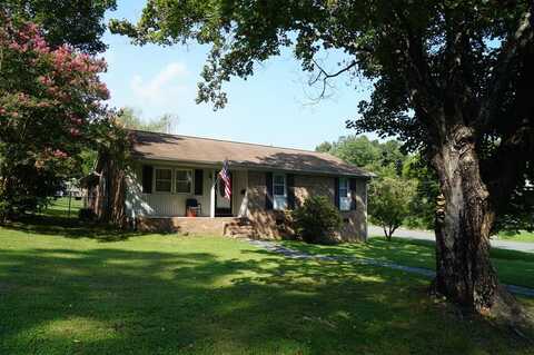 500 East Tennessee Avenue, Crewe, VA 23930