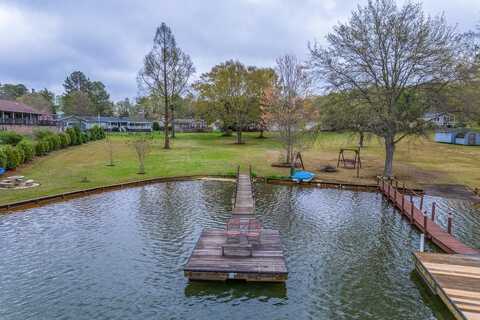 423 Coggins Shore Road, Inman, SC 29349