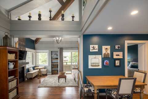 4110 BLUFF CONDO Dr, Sun Valley, ID 83353