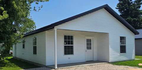 703 S Durbin Street, Bicknell, IN 47512