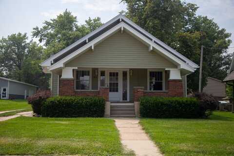 301 BROWN Street, OAKLAND, IA 51560