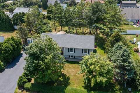 14 Davisville Lane, Narragansett, RI 02882
