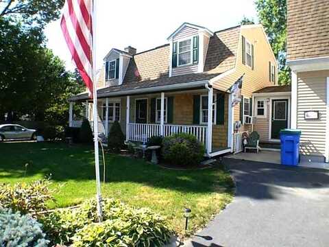 65 Elm Street, Lincoln, RI 02838