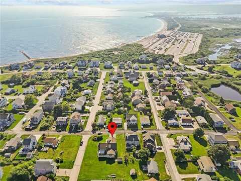 100 Chestnut Avenue, Narragansett, RI 02882