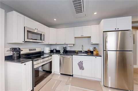 44 Hall Street, Providence, RI 02904