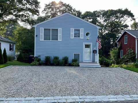 110 Winsor Avenue, North Kingstown, RI 02852