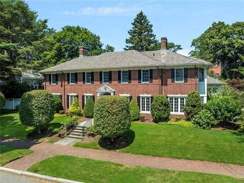 140 Freeman Parkway, Providence, RI 02906