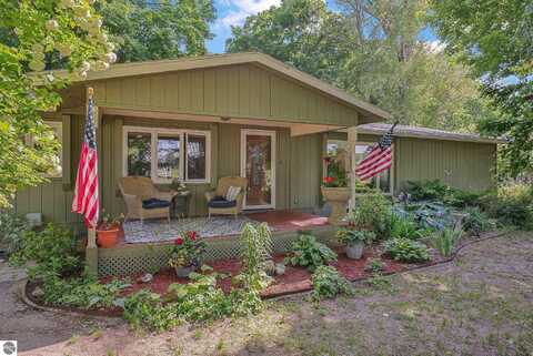 12090 E Old Orchard Trail, Suttons Bay, MI 49682