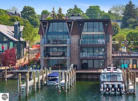 111B Belvedere Avenue, Charlevoix, MI 49720