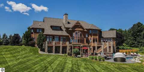 11825 Russell Ridge Drive, Williamsburg, MI 49690