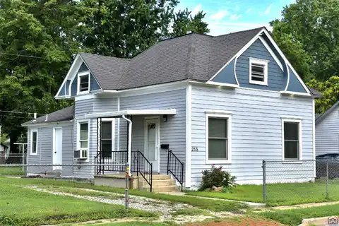 215 NE Grattan ST, Topeka, KS 66616