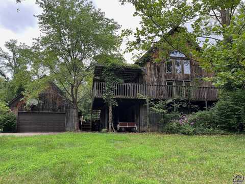 2345 NE 46th ST, Topeka, KS 66617