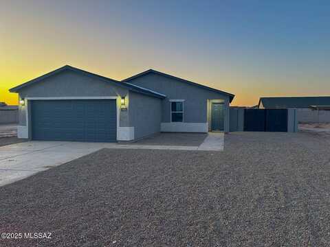 9494 W Tinajas Drive, Arizona City, AZ 85123