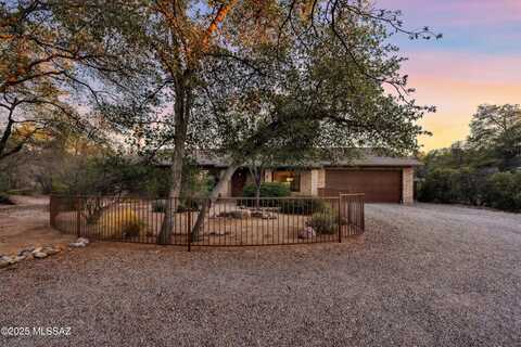 330 N Estill Drive, Oracle, AZ 85623