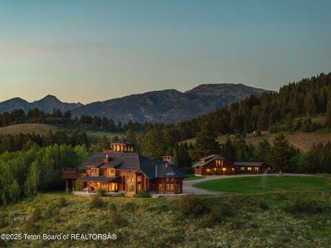 3100 COUNTY RD 129, Grover, WY 83122