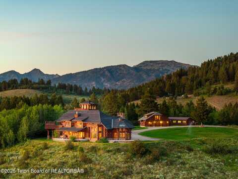 3100 COUNTY RD 129, Grover, WY 83122