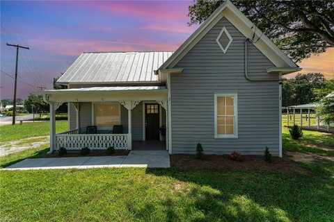 105 Fairground Road, East Bend, NC 27018