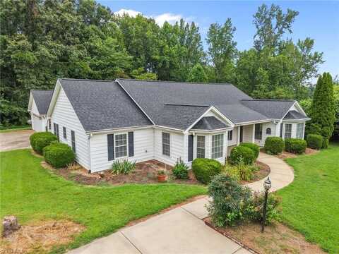 6707 Brookbank Road, Oak Ridge, NC 27310