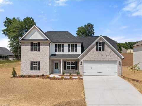6941 Orchard Path Drive, Clemmons, NC 27012