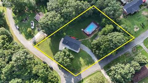 410 Queens Drive, Lexington, NC 27292