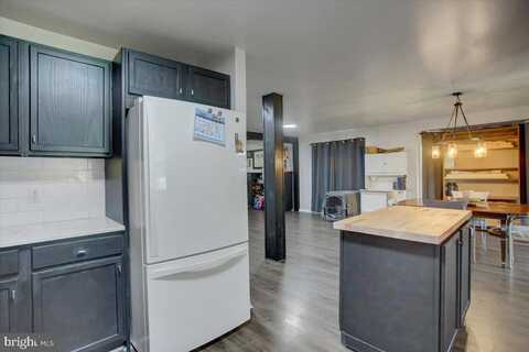 13906 GREENFIELD AVENUE, MAUGANSVILLE, MD 21767