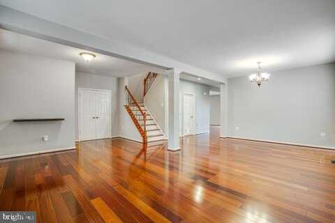 1000 EVERETT COURT, FREDERICKSBURG, VA 22401
