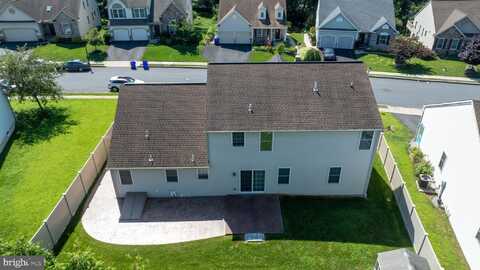 30 CHAMBERLAIN LANE, MILLERSVILLE, PA 17551