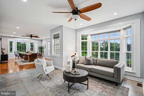 700 S ROBERTS ROAD, BRYN MAWR, PA 19010
